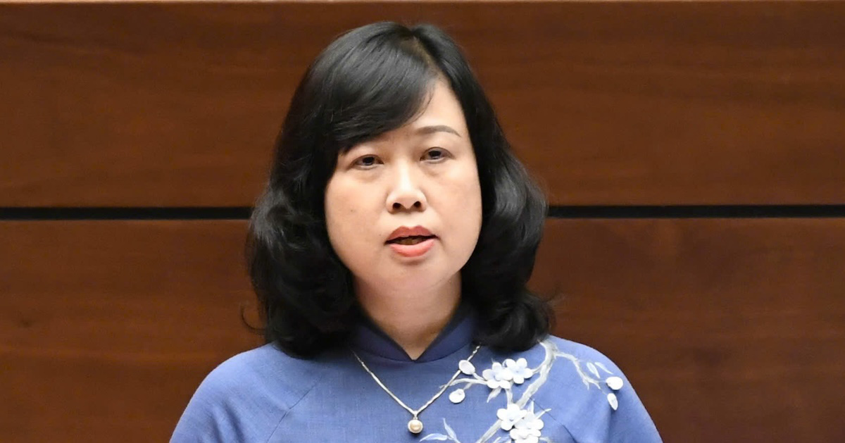 Minister Dao Hong Lan responds to proposal to reduce voluntary health insurance contribution rate