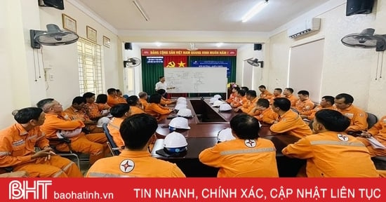 Người thầy ở Đội Quản lý, vận hành lưới điện cao thế Hà Tĩnh