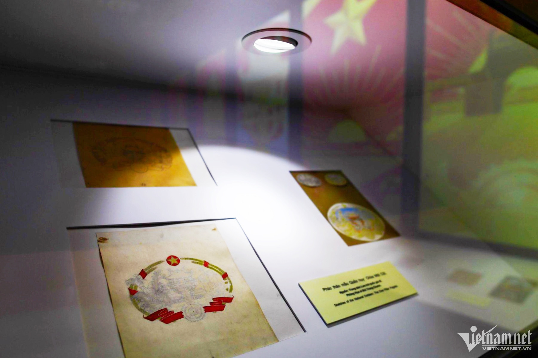 112 sketches of Vietnam's national emblem are on the list of national treasures