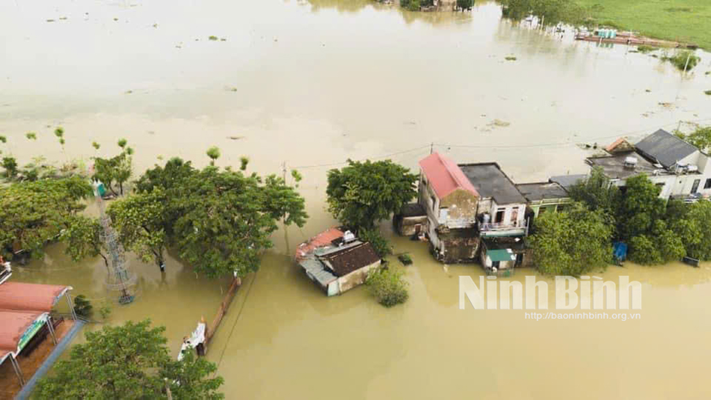 Mực nước trên các sông tiếp tục lên nguy cơ ngập lụt trên diện rộng