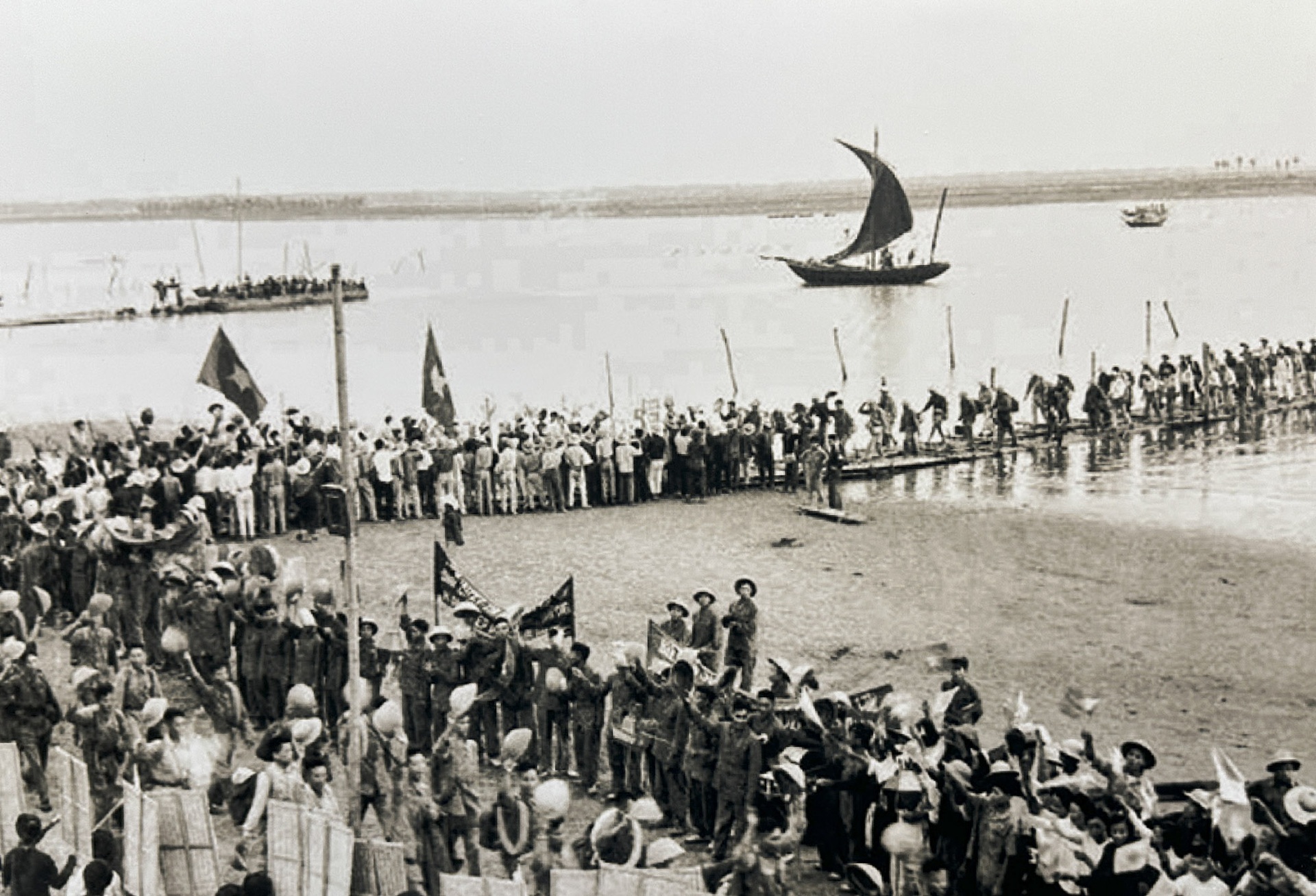 Trưng bày 150 tư liệu quý kỷ niệm 70 năm Ngày ký Hiệp định Geneve 1954 - 11