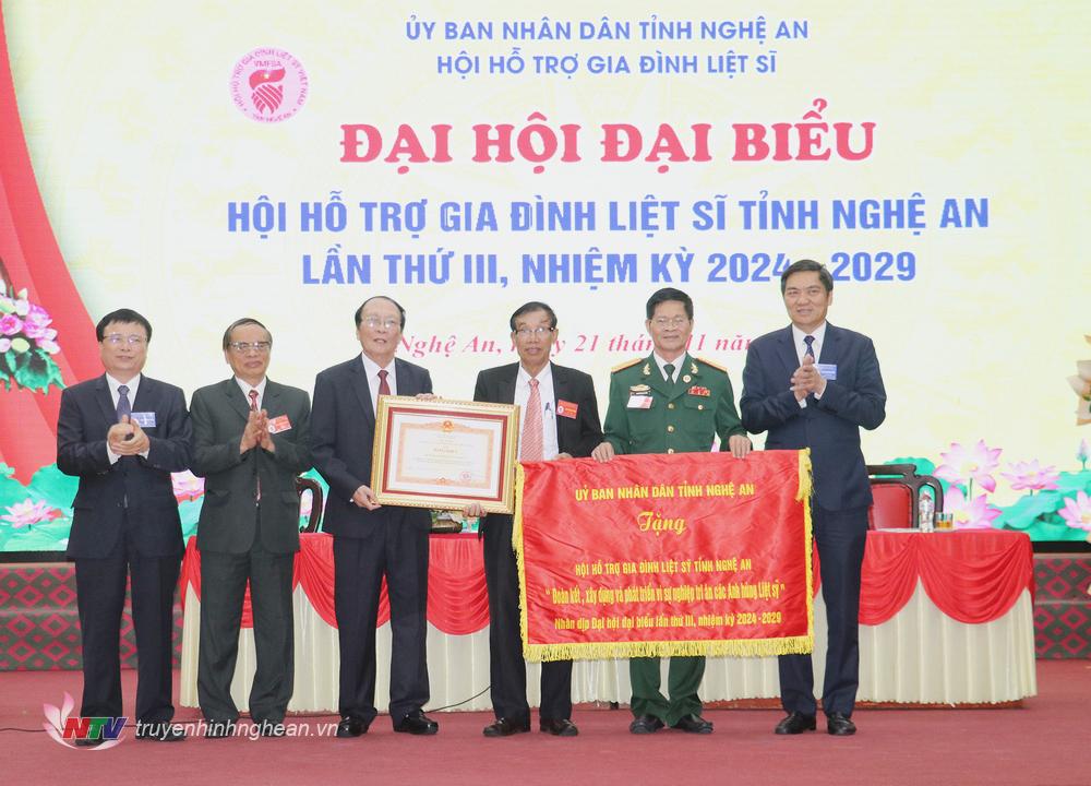 Đại hội đại biểu Hội hỗ trợ gia đình liệt sĩ tỉnh Nghệ An lần thứ III