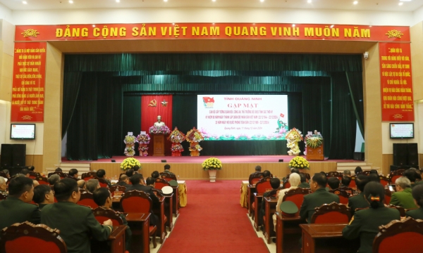 Meeting to pay tribute to generals of the Army, Police, and heads of the Provincial Military Command of different periods