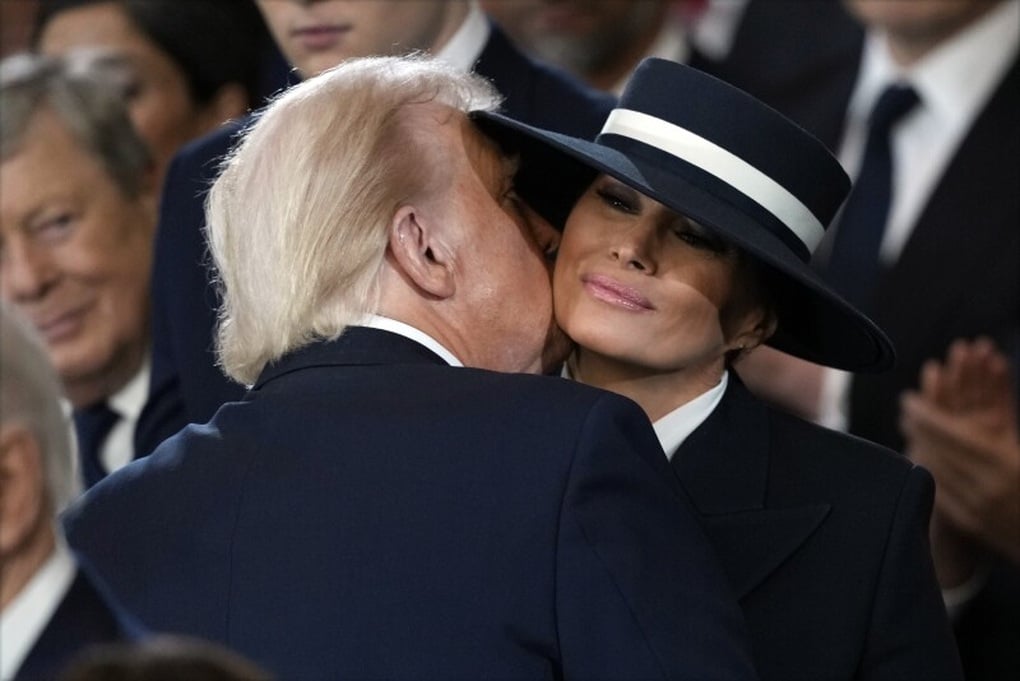 Giải mã trang phục của Phu nhân Melania Trump trong lễ nhậm chức của chồng - 2