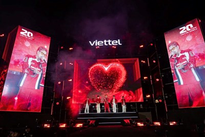 Viettel thanks customers on the occasion of 20 years of mobile service business