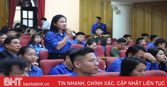 Thanh niên thẳng thắn trao đổi, đề xuất ý kiến với Chủ tịch UBND tỉnh