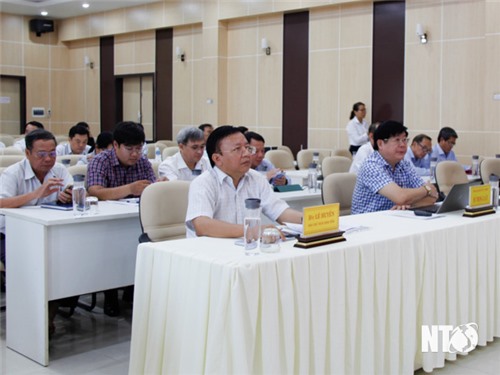 토지이용료, 토지임대료, 토지개발기금, 공공재산총괄목록 등 규정 시행에 관한 회의