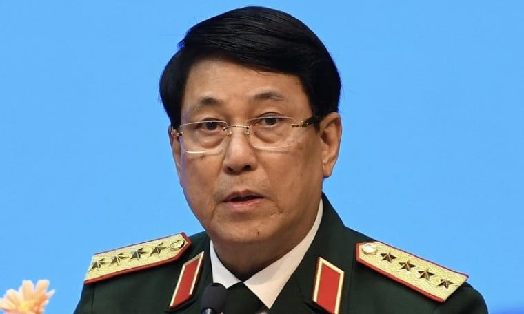 Das Politbüro ernannte General Luong Cuong zum Ständigen Sekretär des Sekretariats.