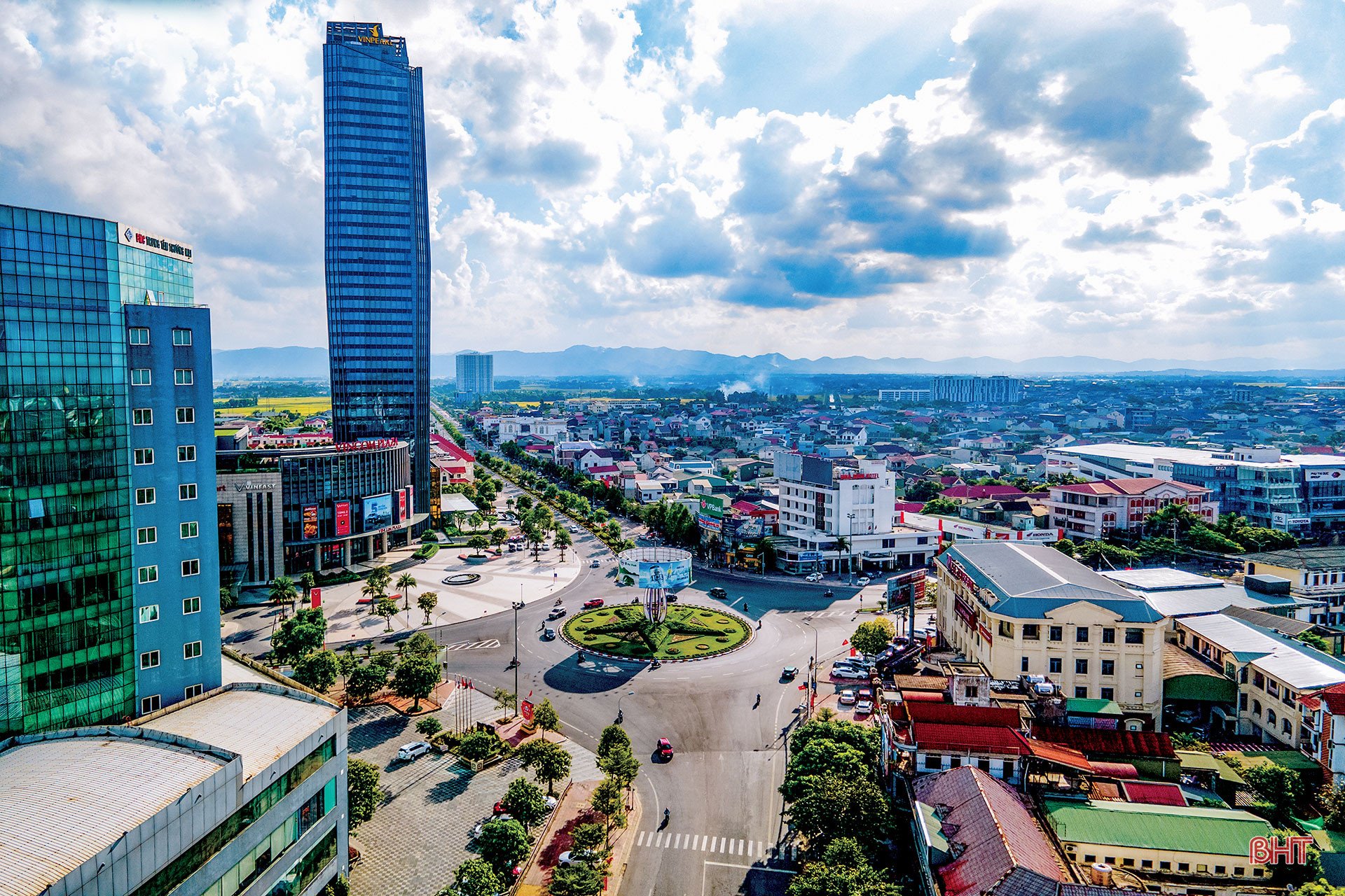 เมืองห่าติ๋ญพัฒนาโครงสร้างพื้นฐานก้าวหน้า สร้างฐานรองรับการขยายพื้นที่เมือง