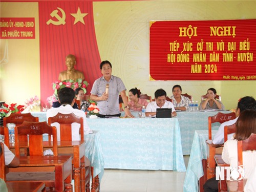 Los delegados del Consejo Popular Provincial (distrito electoral 2) se reunieron con los votantes de las comunas de Phuoc Chinh y Phuoc Trung (Bac Ai).