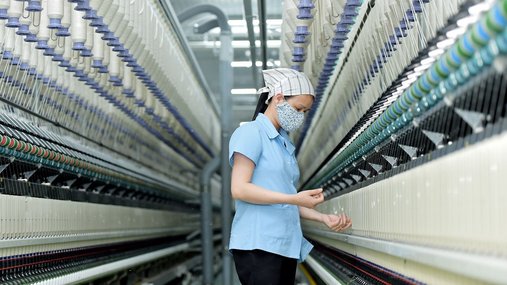 スタンダード・チャータード銀行はまた、ベトナムの2024年のインフレ率予測を5.5%から4.3%に引き下げた。（写真：Vietnam+）