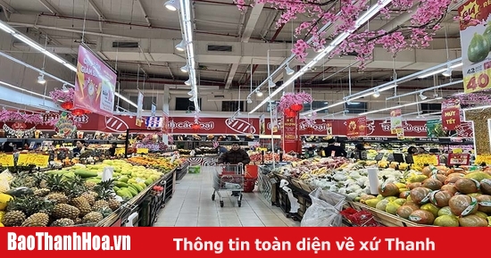 Sôi động thị trường bán lẻ dịp tết