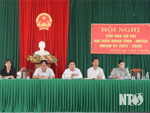 Provincial People's Council delegates meet voters of Phuoc Hai commune and Phuoc Dan town