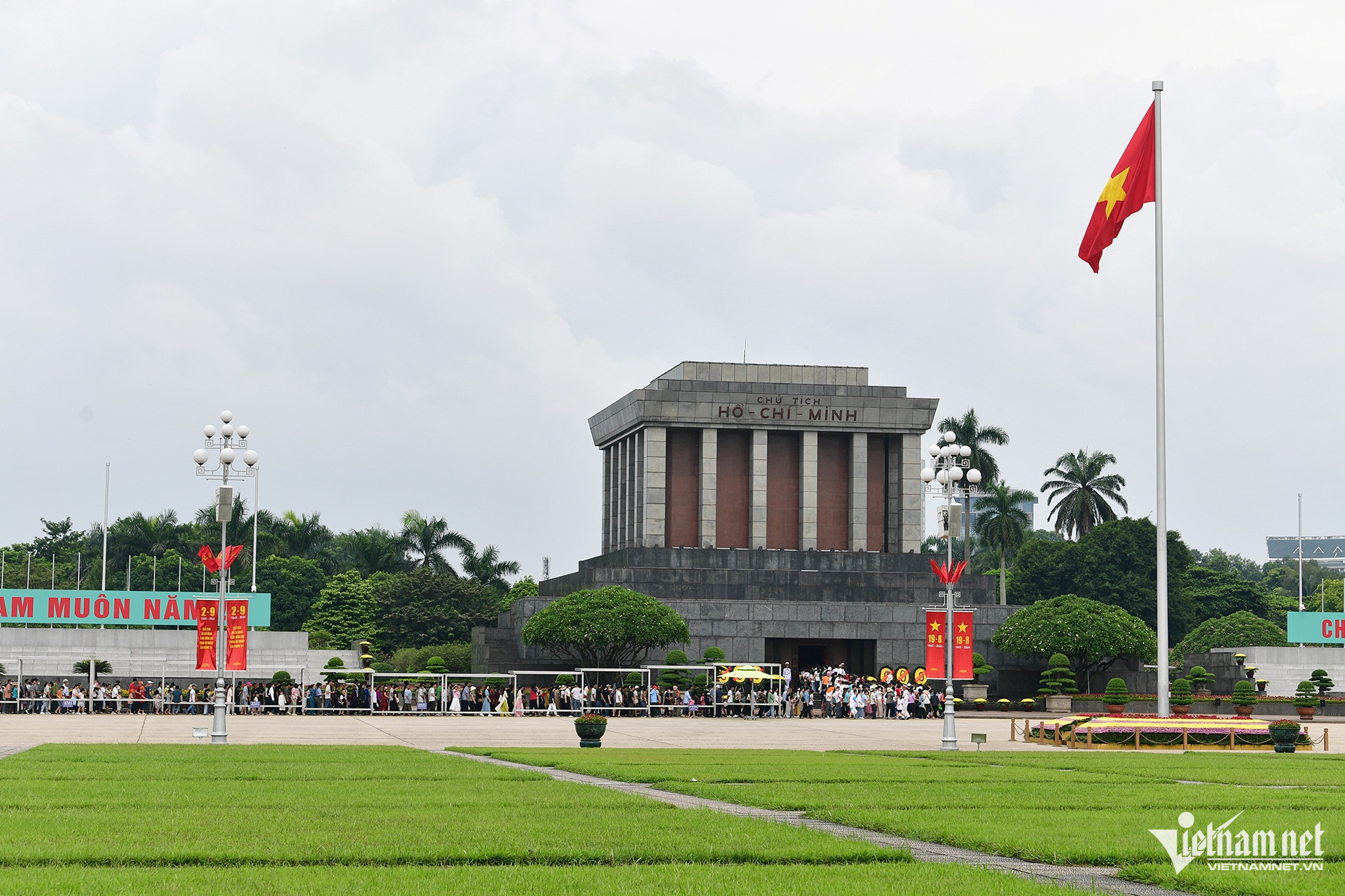 bao kien.jpg