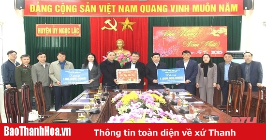 ទីក្រុង Thanh Hoa ប្រគល់ជូនស្រុក Ngoc Lac ថវិកា ១ពាន់លានដុង ដើម្បីសាងសង់ផ្ទះជូនគ្រួសារក្រីក្រ តាមសេចក្តីបង្គាប់លេខ ២២។