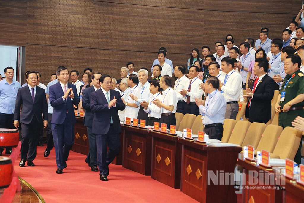 Conferencia para anunciar la planificación de la provincia de Ninh Binh para el período 2021-2030 con visión al año 2050