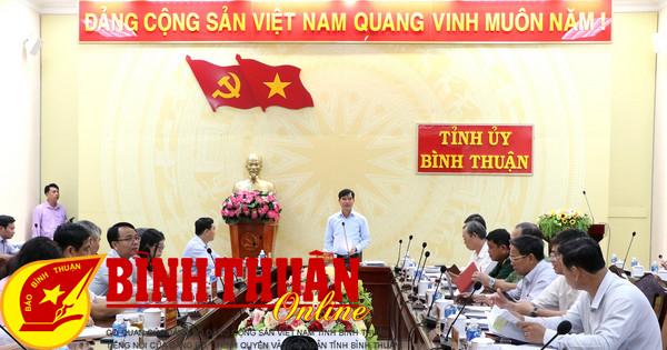 Directing the Party Executive Committee of the Provincial People's Committee to implement a number of key tasks