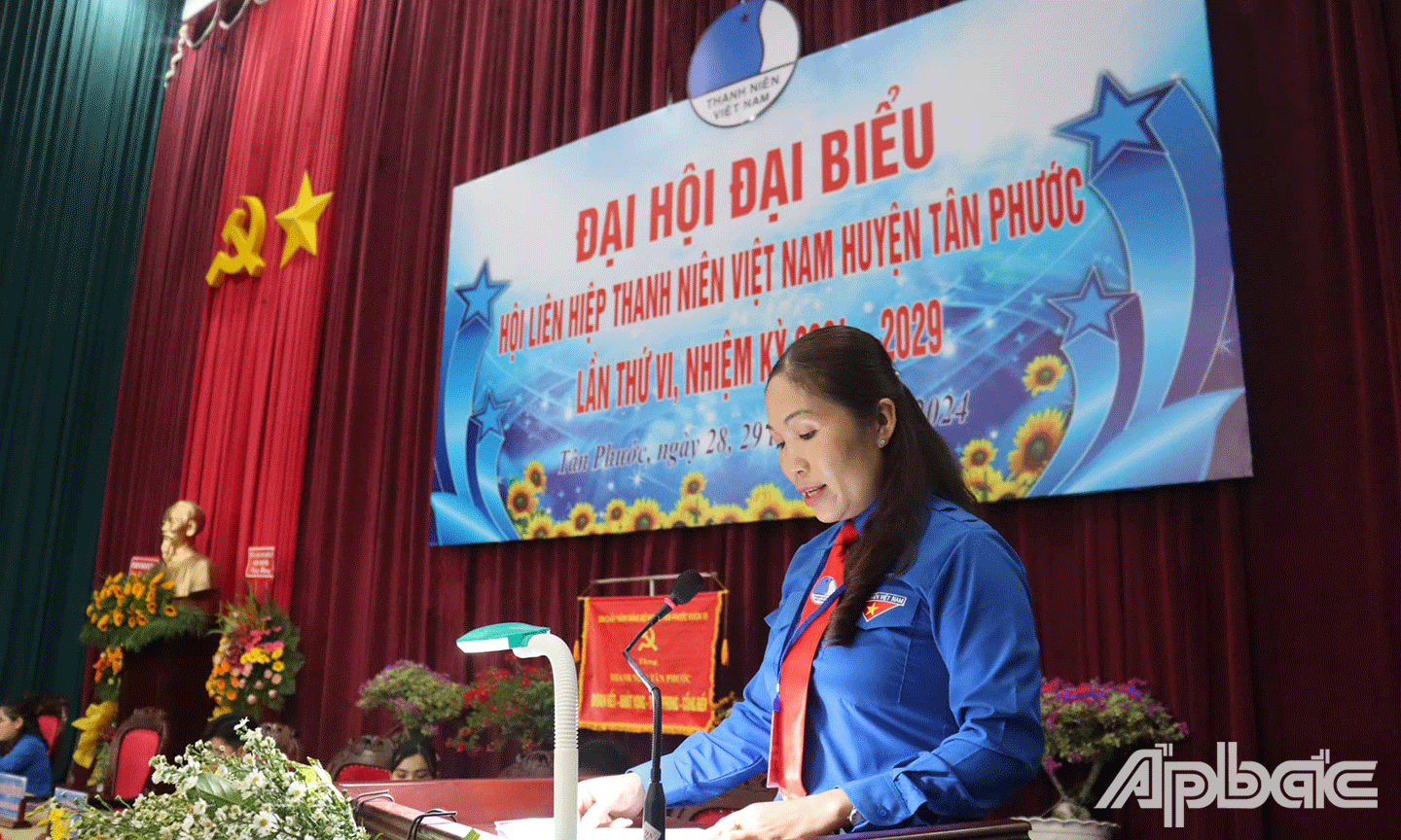 Genossin Nguyen Thi Hong Hanh wurde für die Amtszeit 2024–2029 als Präsidentin der Jugendunion des Bezirks Tan Phuoc wiedergewählt.