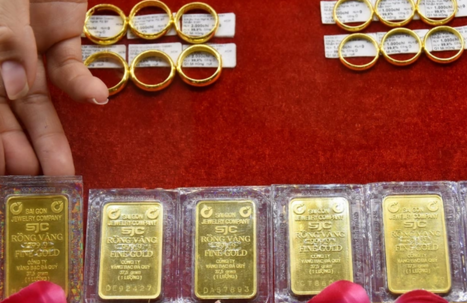 Der Goldpreis steigt weiterhin stark an. (Foto: Vietnam+)