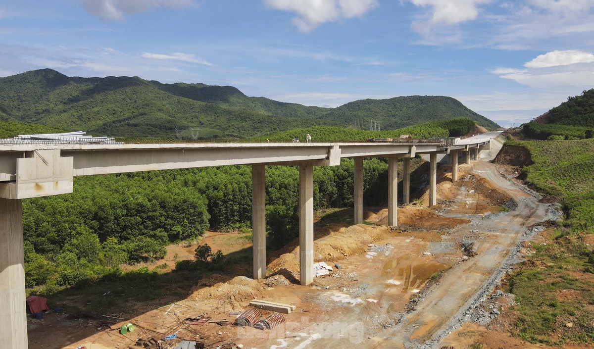 Der Verlauf der 12.500 Milliarden VND teuren Autobahn durch Ha Tinh, Foto 14