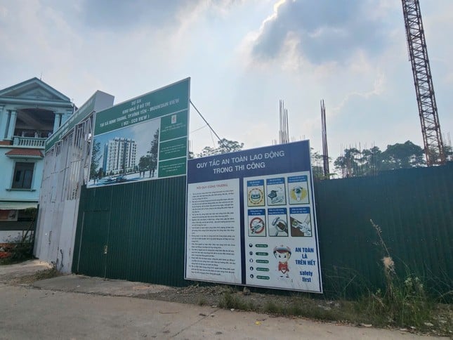 Scene of Vinh Phuc social housing projects 'shelved' photo 6