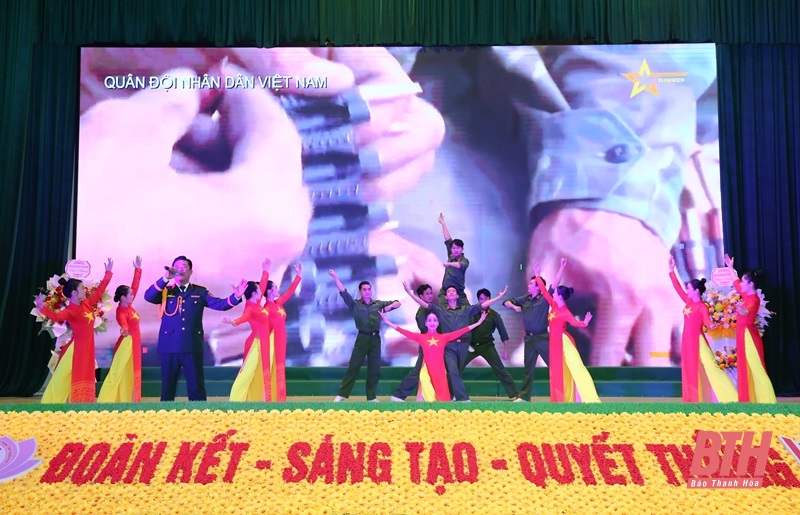 แลกเปลี่ยนพูดคุยในหัวข้อ “ภูมิใจในประเพณี สืบสานความสำเร็จ สมกับเป็นทหารลุงโฮ”