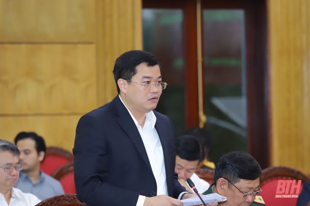 Le président Luong Cuong travaille avec le Comité permanent du Comité provincial du Parti de Thanh Hoa