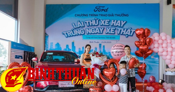 Lễ trao giải Chương trình "Lái thử xe hay, Trúng ngay xe thật" tại Showroom Bình Thuận Ford