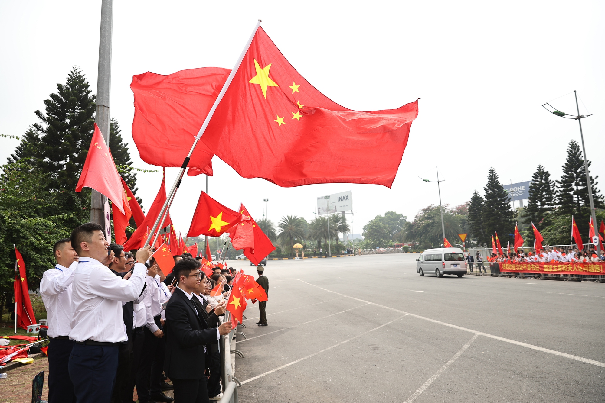 Thủ tướng Phạm Minh Chính đón Tổng Bí thư, Chủ tịch nước Trung Quốc Tập Cận Bình