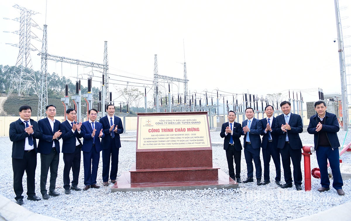 Đóng điện và gắn biển công trình Trạm biến áp 110kV Tuyên Quang 2