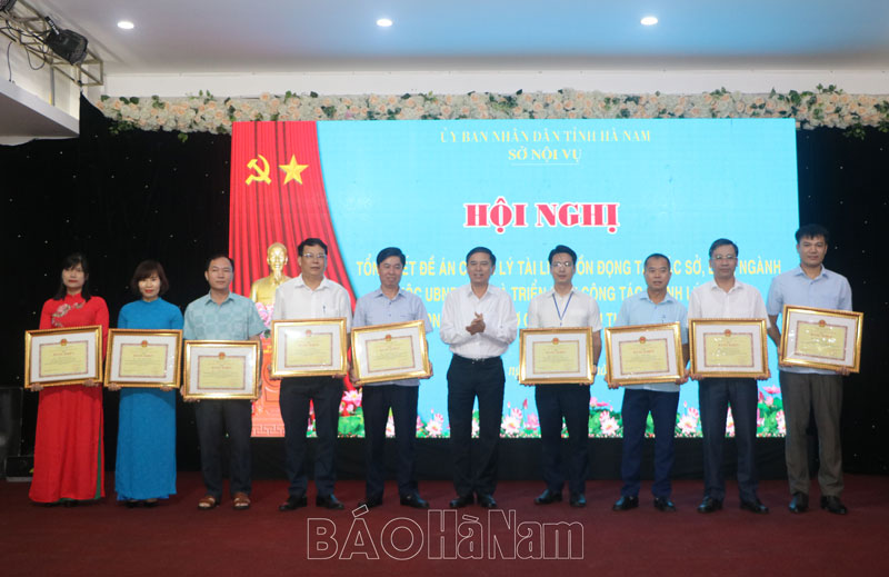 Tổng kết Đề án chỉnh lý khoa học tài liệu tồn đọng tại các sở ban ngành thuộc UBND tỉnh