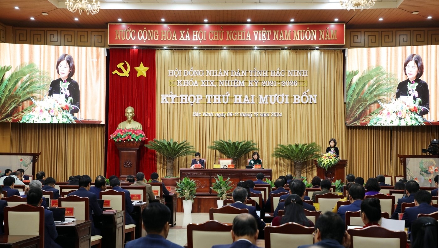 Quang cảnh Kỳ họp 24