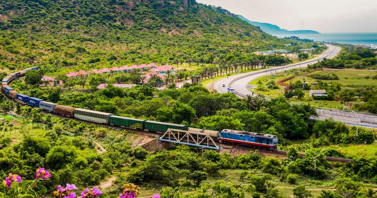 El tren Thong Nhat entre los 9 mejores trenes que vale la pena probar en 2025