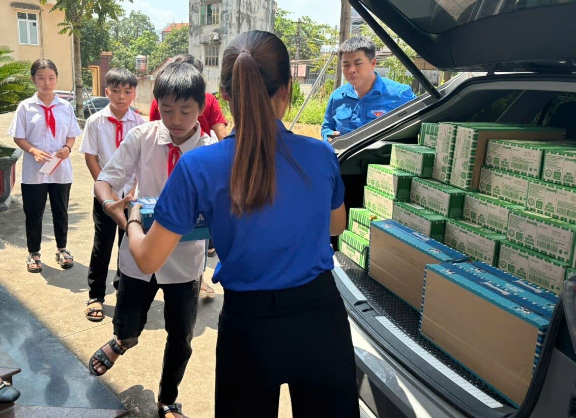 (MEDIA ARTICLE) Vinamilk's program 
