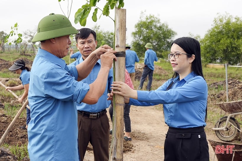 Creating excitement for the new term of Ha Tinh Trade Union