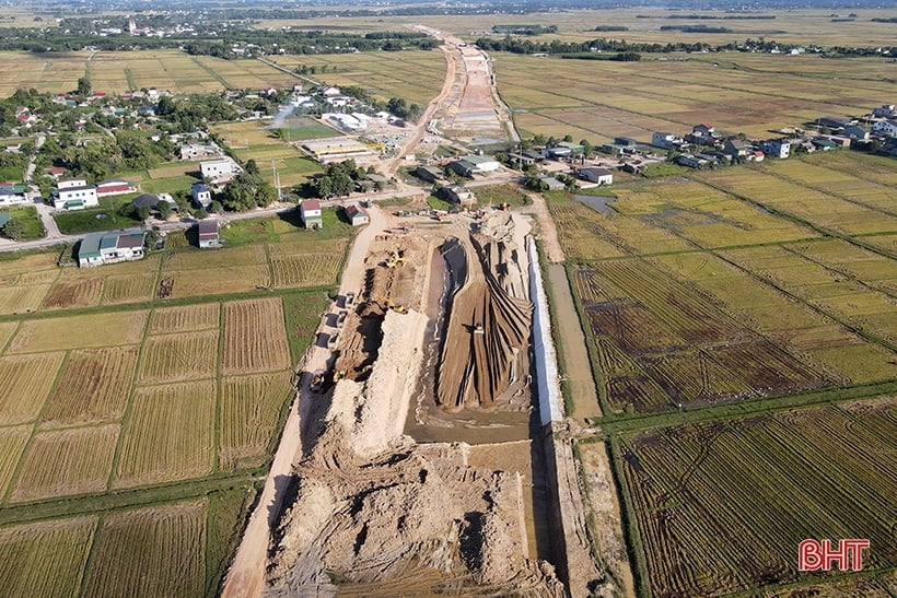 Attentes concernant les voies de connexion de l'autoroute Nord-Sud à Ha Tinh