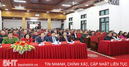 Các địa phương bàn bạc, thông qua nhiều nghị quyết quan trọng về phát triển KT-XH