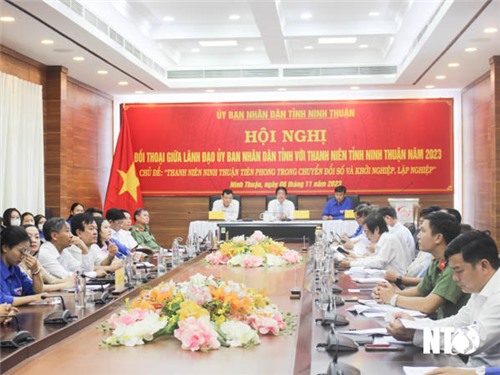 Đối thoại giữa lãnh đạo UBND tỉnh với thanh niên tỉnh năm 2023