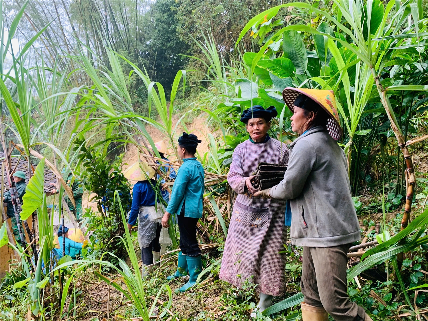 Chung tay xây lên những mái ấm kiên cố cho đồng bào nghèo ở Hà Giang