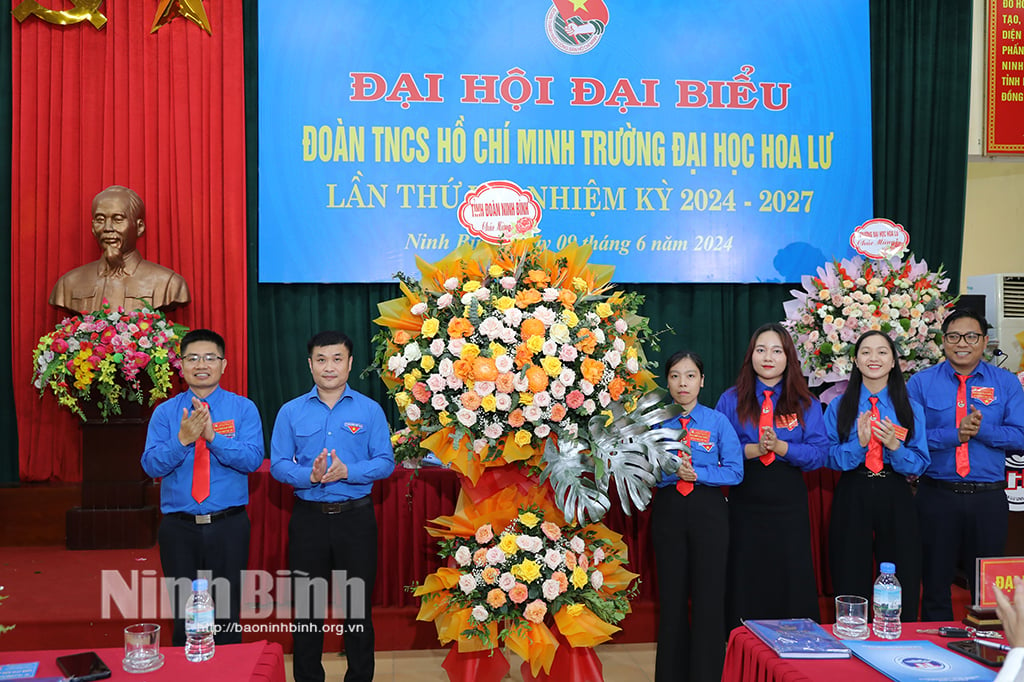 Đại hội đại biểu Đoàn Trường Đại học Hoa Lư lần thứ VII