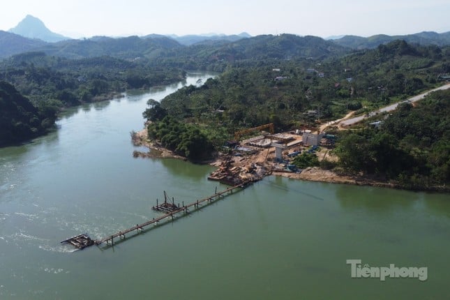 Tuyen Quang - Ha Giang Expressway 'flooded' progress, what does the Ministry of Transport say? photo 1