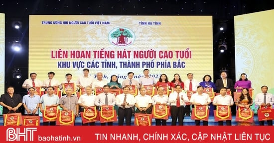 26 tỉnh, thành tham gia Liên hoan Tiếng hát người cao tuổi khu vực phía Bắc tại Hà Tĩnh