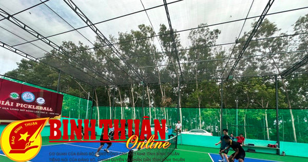 การแข่งขัน Pickleball ที่น่าตื่นเต้นสำหรับ Gia Long Open Cup