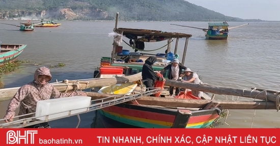 Ngư dân Hà Tĩnh hối hả vươn khơi sau những ngày biển động