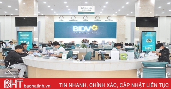 A series of "big" banks in Ha Tinh reduce deposit interest rates to below 6%/year