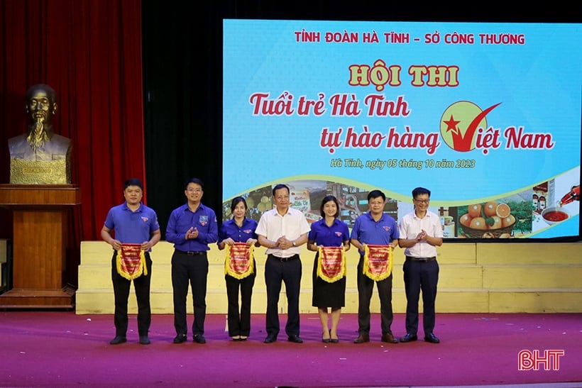 Sôi nổi hội thi “Tuổi trẻ Hà Tĩnh tự hào hàng Việt Nam”