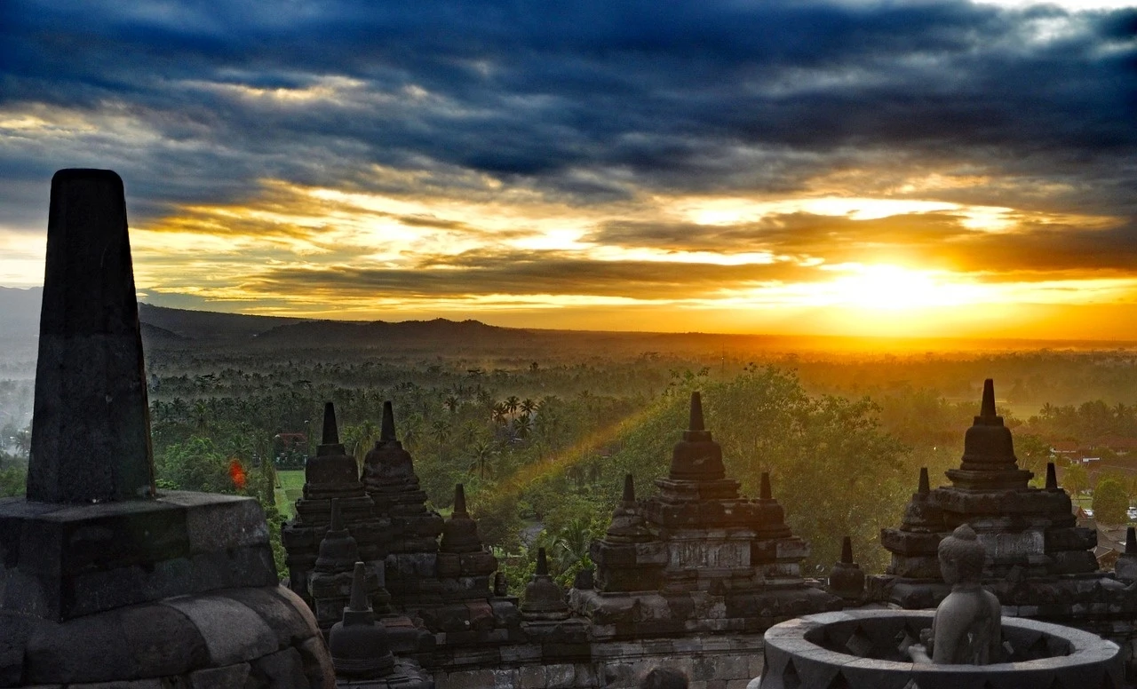 Größter buddhistischer Tempel der Welt wiederbelebt