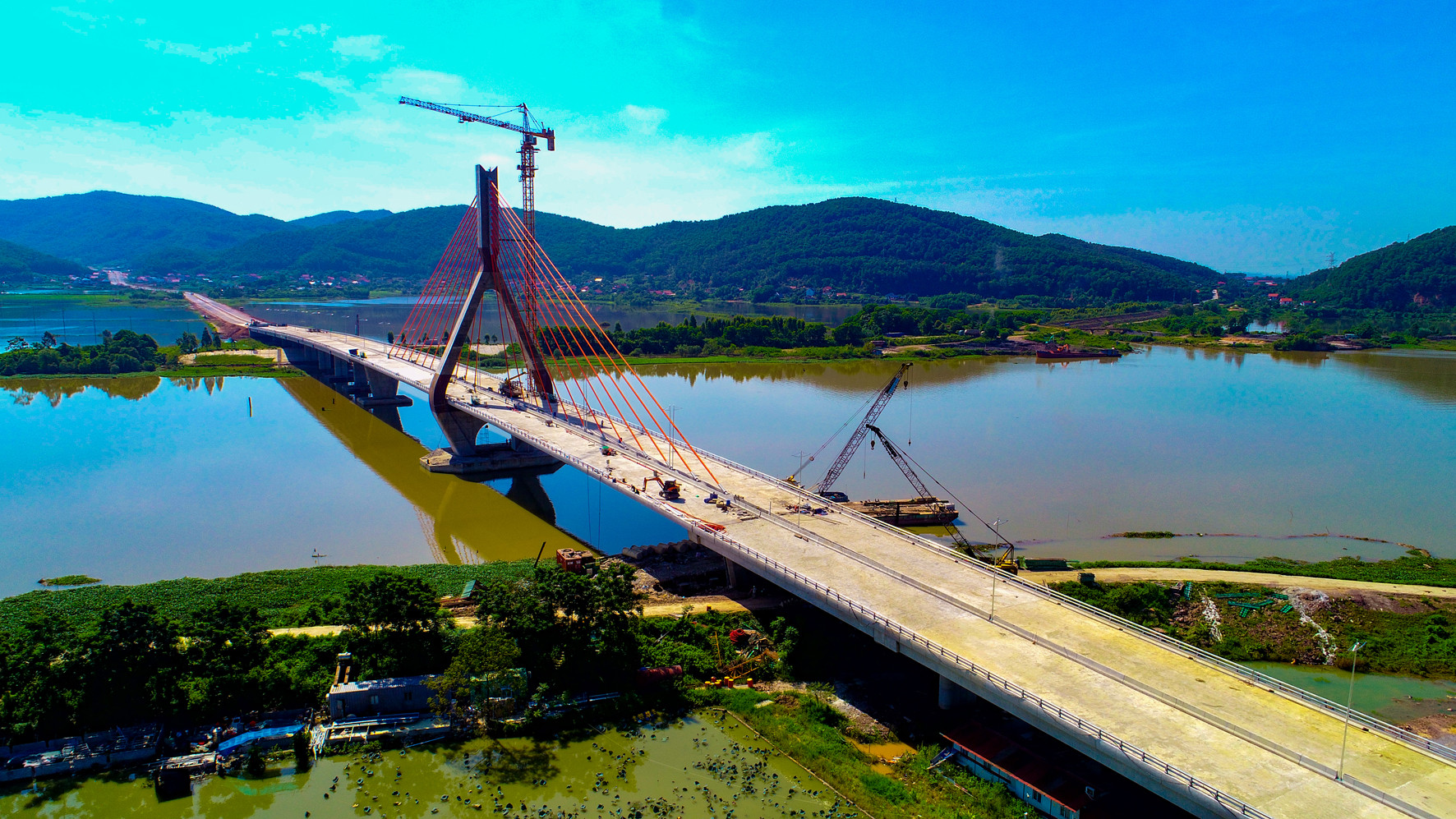 On September 2nd, unable to cross Dong Viet bridge to Bac Giang