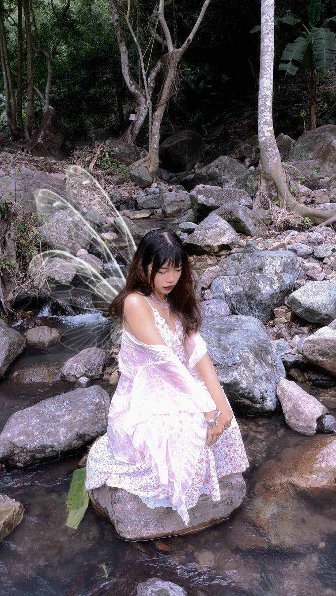 타오 응우옌은 타롯 개울에 체크인했습니다. 사진: NVCC