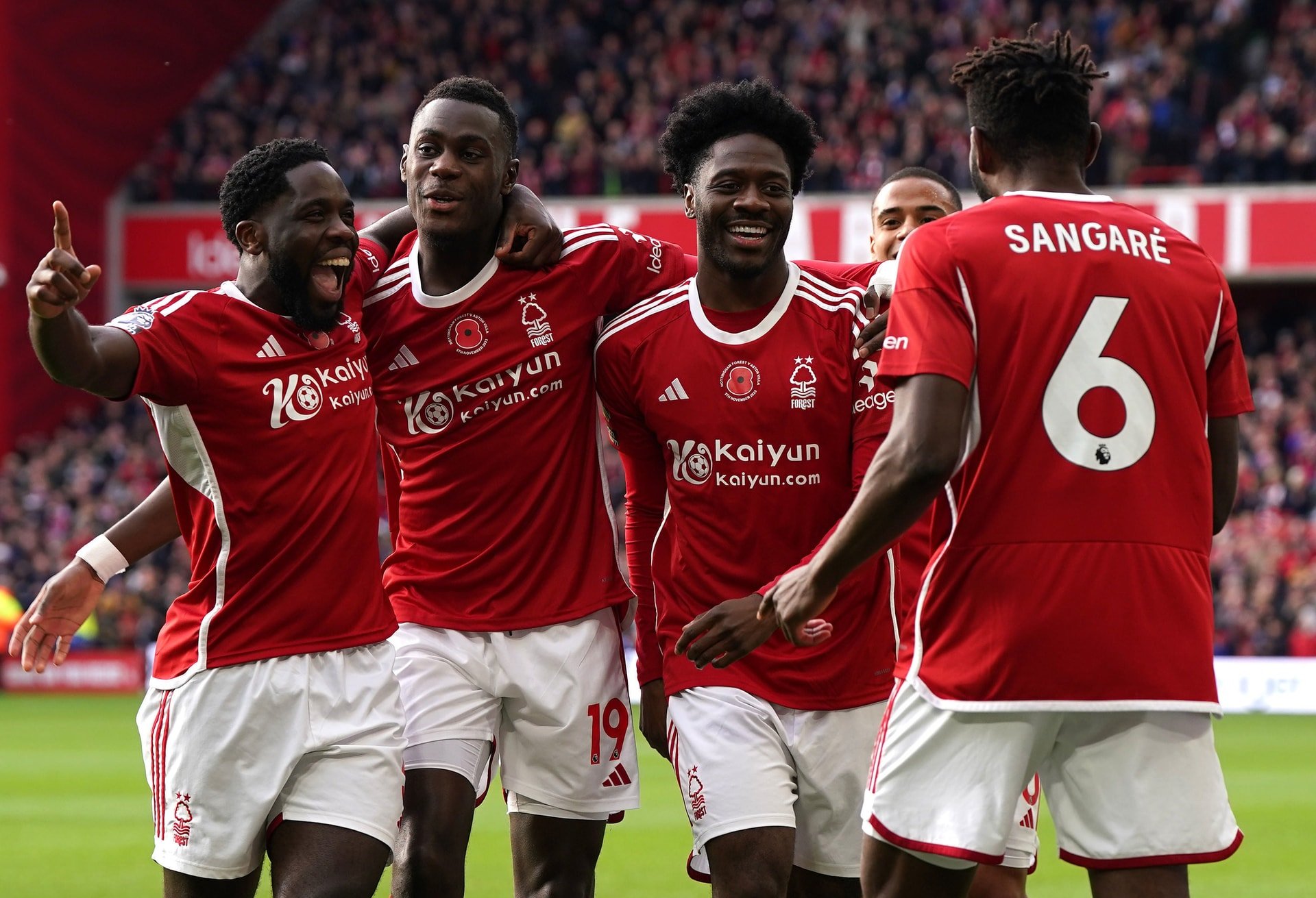 Nottingham Forest beendet sechs Spiele andauernde sieglose Serie mit beeindruckendem Sieg über Aston Villa | Der Independent